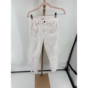 Good American Tulip Hem Crop Jeans White Size 6/28 GLCCH001T